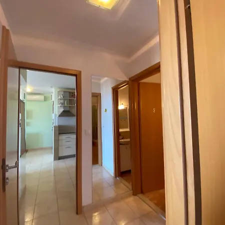 Znjan Апартаменты