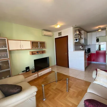 Znjan Apartment Split